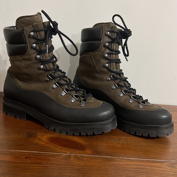 BELSTAFF Mountain Lace Up Boots - Picture 3 of 10